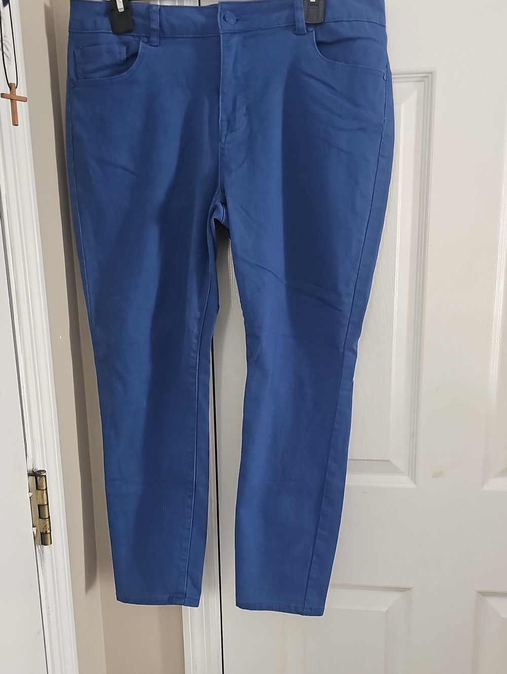 Artisan Ny Royal Blue, Stretchy Jean Material Skinny Pants